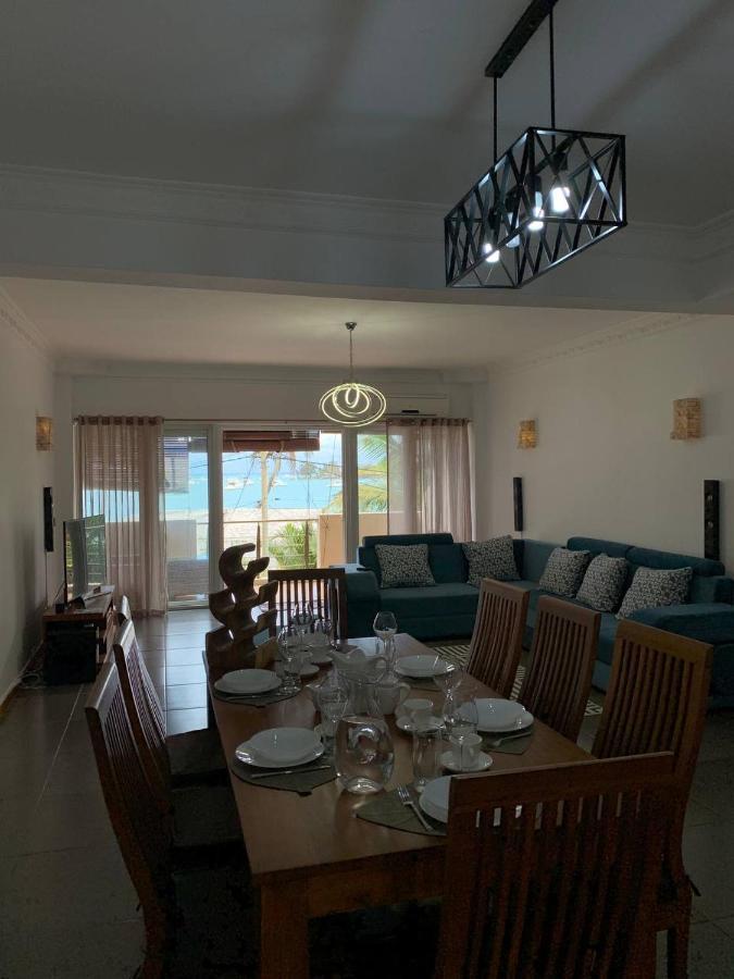 Ocean-View Penthouse With Roof Terrace, Grand Baie, Waterside Complex Apartment The Vale Exterior photo